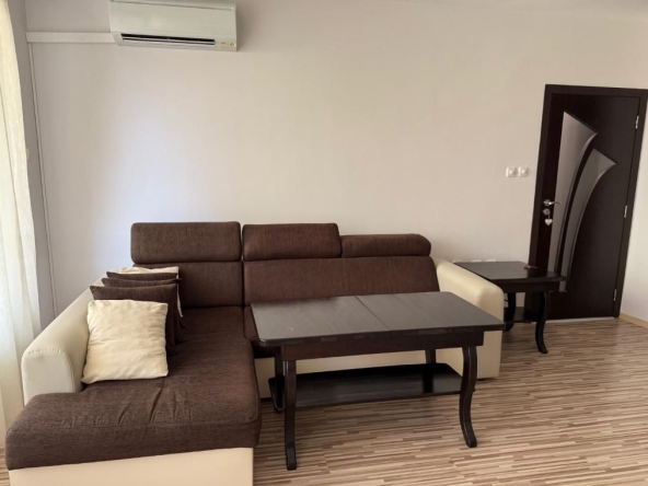 Дава се под наем Двустаен апартамент в Пловдив, Център - 60 кв.м за 550 € - Снимка #1