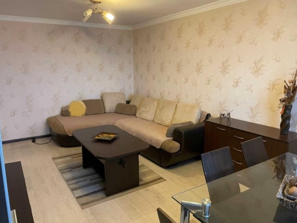 Дава се под наем Двустаен апартамент в София, Гоце Делчев - 68 кв.м за 500 € - Снимка #1