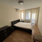 Дава се под наем Тристаен апартамент в София, Център - 100 кв.м за 816 € - Снимка #1