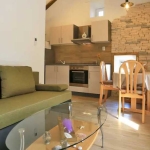 Дава се под наем Тристаен апартамент в Пловдив, Въстанически - 89 кв.м за 367.2 € - Снимка #1