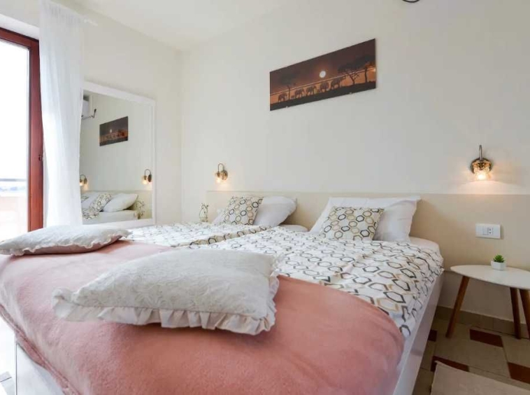 Дава се под наем Едностаен апартамент в Пловдив, Въстанически - 37 кв.м за 158.1 € - Снимка #1