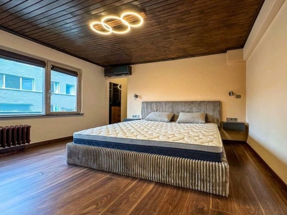 Дава се под наем Четиристаен апартамент в София, Изток - 100 кв.м за 1350 € - Снимка #1