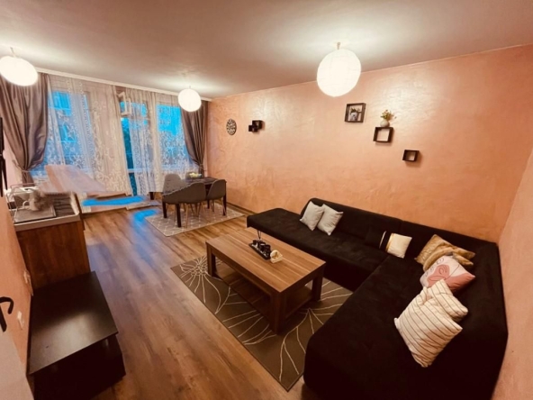 Дава се под наем Тристаен апартамент в София, Стрелбище - 110 кв.м за 600 € - Снимка #1