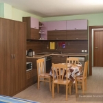 Дава се под наем Едностаен апартамент в к.к. Св.Св. Константин и Елена - 38 кв.м за 348.84 € - Снимка #1