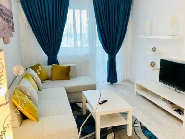Дава се под наем Двустаен апартамент в Пловдив, Остромила - 67 кв.м за 340 € - Снимка #1