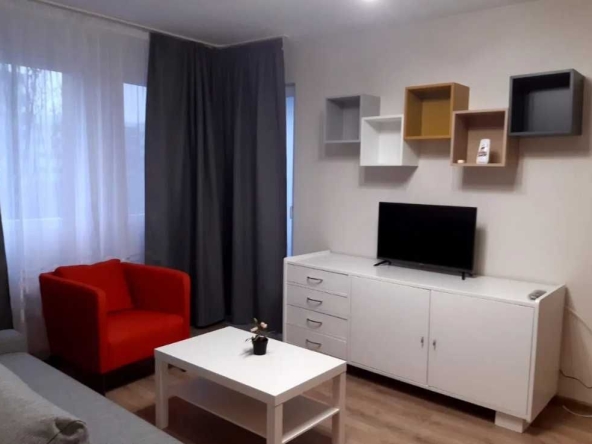 Дава се под наем Двустаен апартамент в Пловдив, Изгрев - 64 кв.м за 239.7 € - Снимка #1