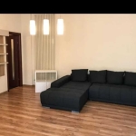 Дава се под наем Тристаен апартамент в Пловдив, Старият град - 86 кв.м за 382.5 € - Снимка #1