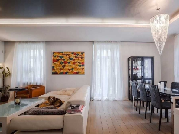 Дава се под наем Многостаен апартамент в Пловдив, Остромила - 100 кв.м за 362.1 € - Снимка #1