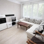 Дава се под наем Двустаен апартамент в Варна, Център - 58 кв.м за 328.95 € - Снимка #1