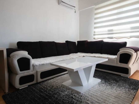 Дава се под наем Двустаен апартамент в Пловдив, Западен - 52 кв.м за 341.7 € - Снимка #1