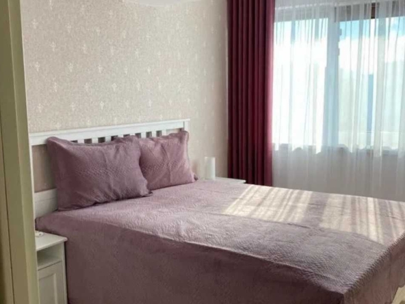Дава се под наем Четиристаен апартамент в Пловдив, Изгрев - 97 кв.м за 204 € - Снимка #1
