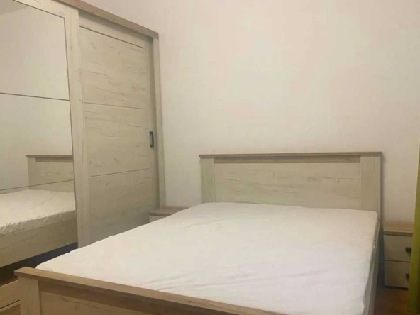 Дава се под наем  в Пловдив, Каменица 2 - 20 кв.м за 61.2 € - Снимка #1