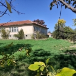 Къща в с. Левски, Област Пазарджик - 700 кв.м за 183 €/кв.м - Снимка #1