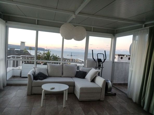 Дава се под наем Тристаен апартамент в Варна, Бриз - 117 кв.м за 1000 € - Снимка #1