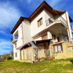 Къща в Варна, м-т Боровец - север - 288 кв.м за 461 €/кв.м - Снимка #1