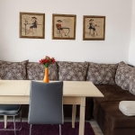 Дава се под наем Двустаен апартамент в Варна, Цветен квартал - 62 кв.м за 430 € - Снимка #1