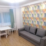 Дава се под наем Едностаен апартамент в Пловдив, Център - 27 кв.м за 137.7 € - Снимка #1