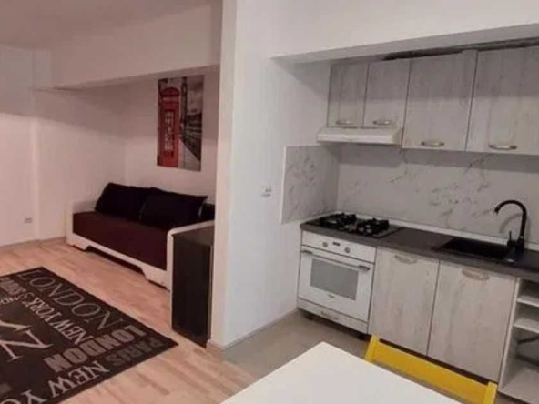 Дава се под наем Двустаен апартамент в Бургас, Крайморие - 65 кв.м за 321.3 € - Снимка #1