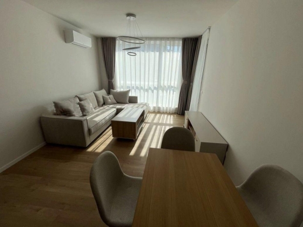 Дава се под наем Двустаен апартамент в София, Дружба 2 - 70 кв.м за 713.49 € - Снимка #1