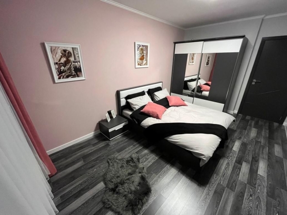 Дава се под наем Тристаен апартамент в София, Кръстова вада - 115 кв.м за 800 € - Снимка #1