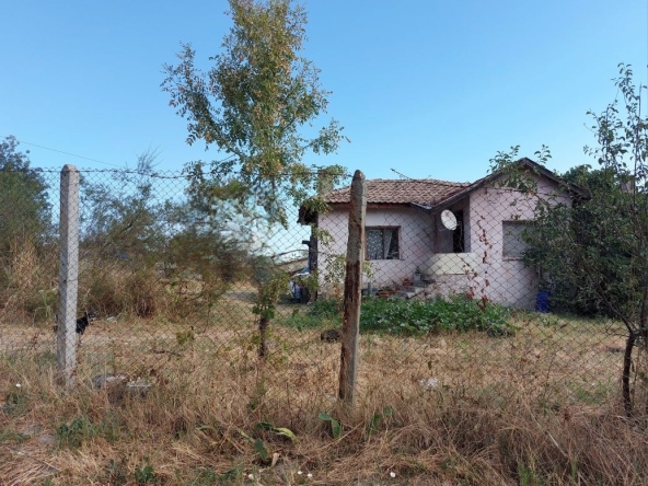 Къща в с. Минерални бани, Област Хасково - 90 кв.м за 539 €/кв.м - Снимка #1