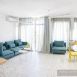 Дава се под наем Двустаен апартамент в Варна, Лятно кино Тракия - 80 кв.м за 598.23 € - Снимка #1