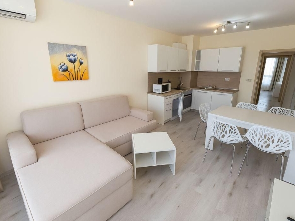 Дава се под наем Тристаен апартамент в Варна, Аспарухово - 86 кв.м за 850 € - Снимка #1