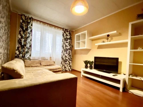 Дава се под наем Едностаен апартамент в Пловдив, Беломорски - 40 кв.м за 183.6 € - Снимка #1