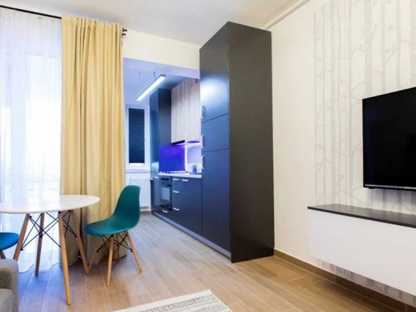 Дава се под наем  в Бургас, Възраждане - 20 кв.м за 91.8 € - Снимка #1