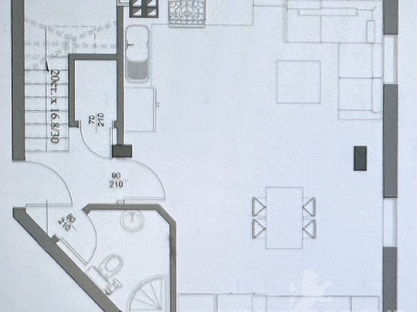 Тристаен апартамент в Варна, Център - 130 кв.м за 2933 €/кв.м - Снимка #1