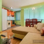 Дава се под наем Двустаен апартамент в Варна, Център - 60 кв.м за 458.49 € - Снимка #1