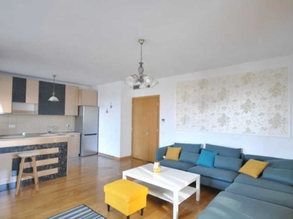 Дава се под наем Двустаен апартамент в Пловдив, Гагарин - 64 кв.м за 290.7 € - Снимка #1