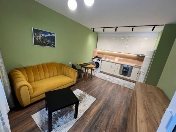 Дава се под наем Двустаен апартамент в София, Слатина - 60 кв.м за 600 € - Снимка #1