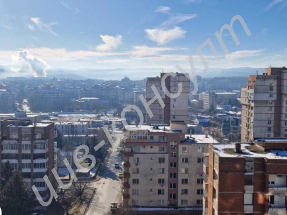 Тристаен апартамент в Велико Търново, Колю Фичето - 86 кв.м за 1162 €/кв.м - Снимка #1