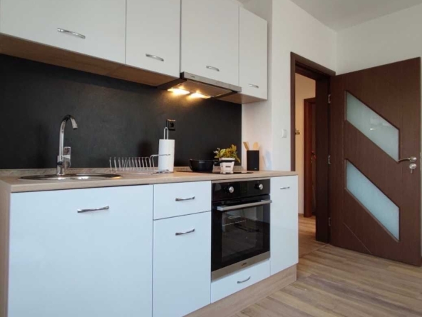 Двустаен апартамент в Стара Загора, Център - 50 кв.м за 1780 €/кв.м - Снимка #1