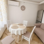 Дава се под наем Тристаен апартамент в Варна, Чайка - 100 кв.м за 548.25 € - Снимка #1