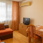 Дава се под наем Двустаен апартамент в Варна, Лятно кино Тракия - 65 кв.м за 350 € - Снимка #1