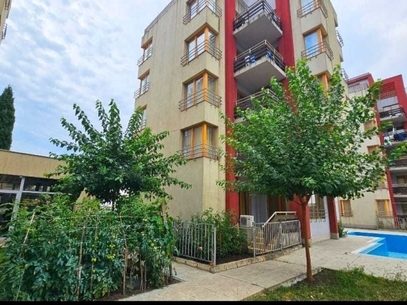 Тристаен апартамент в к.к. Слънчев бряг - 74 кв.м за 1163 €/кв.м - Снимка #1