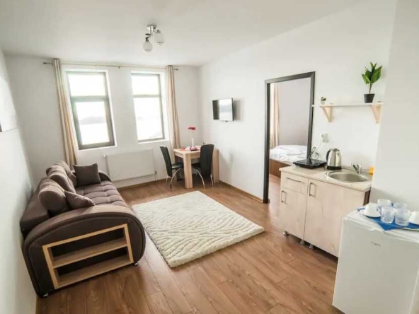 Дава се под наем Двустаен апартамент в Пловдив, Кършияка - 57 кв.м за 225 € - Снимка #1