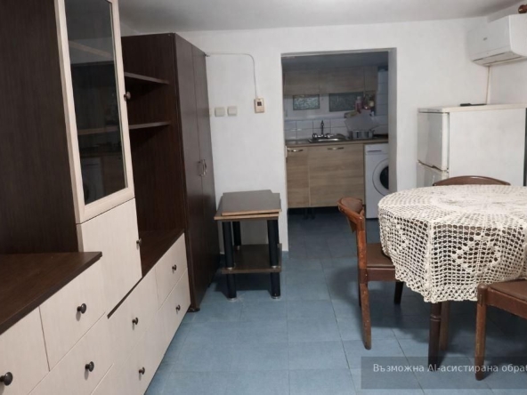 Дава се под наем Едностаен апартамент в Варна, Цветен квартал - 15 кв.м за 174.42 € - Снимка #1