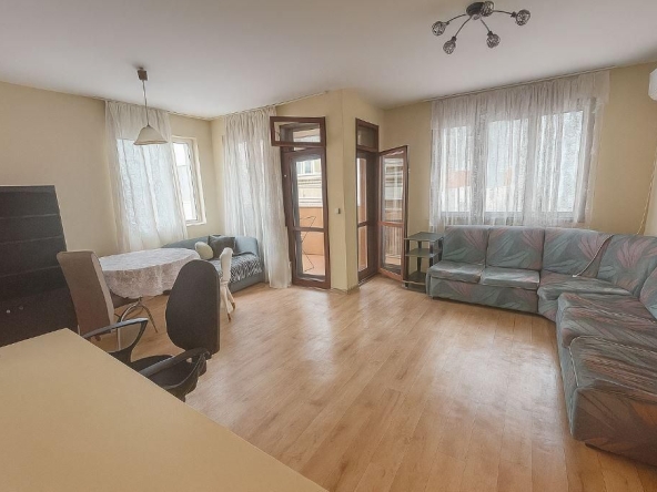 Дава се под наем Двустаен апартамент в Варна, Цветен квартал - 80 кв.м за 425 € - Снимка #1