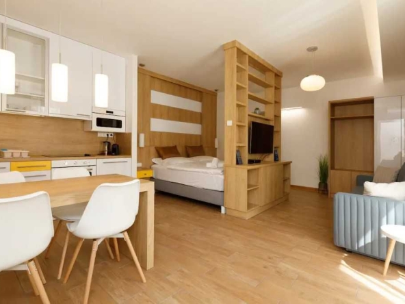 Дава се под наем Едностаен апартамент в Пловдив, Южен - 40 кв.м за 234.6 € - Снимка #1