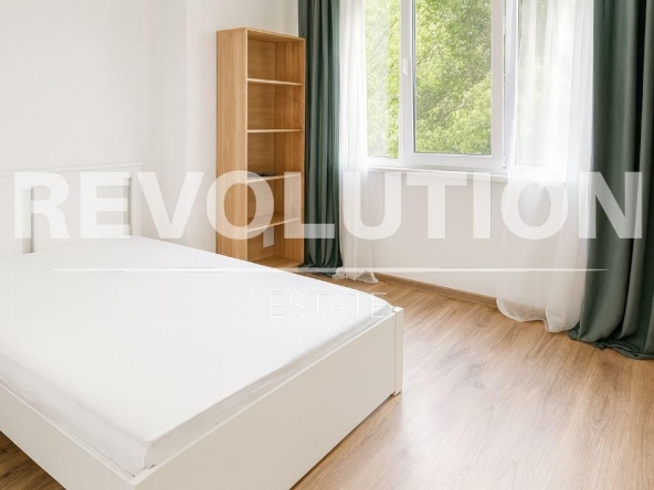 Дава се под наем Двустаен апартамент в Варна, Трошево - 50 кв.м за 378.93 € - Снимка #1