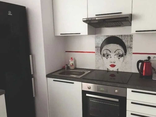 Дава се под наем Тристаен апартамент в Пловдив, Каменица 2 - 85 кв.м за 311.1 € - Снимка #1