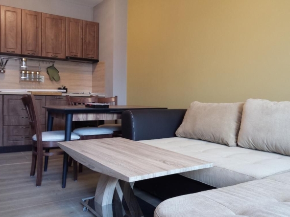 Дава се под наем Двустаен апартамент в Пловдив, Кючук Париж - 60 кв.м за 434 € - Снимка #1