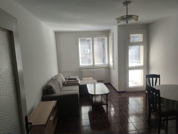 Дава се под наем Двустаен апартамент в София, Център - 78 кв.м за 549 € - Снимка #1