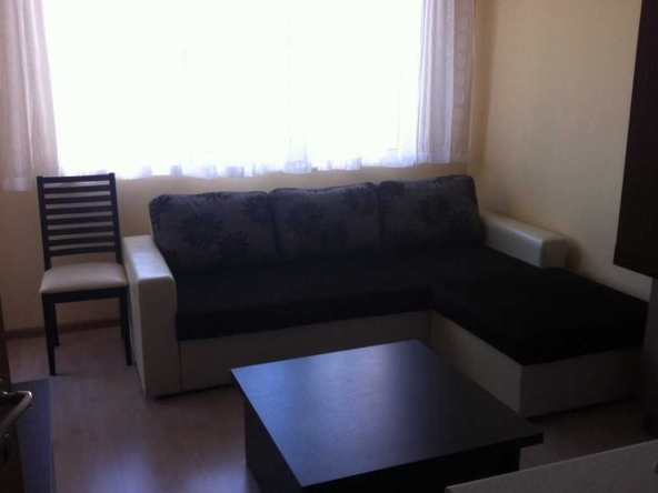 Дава се под наем Двустаен апартамент в Пловдив, Мараша - 65 кв.м за 260.1 € - Снимка #1