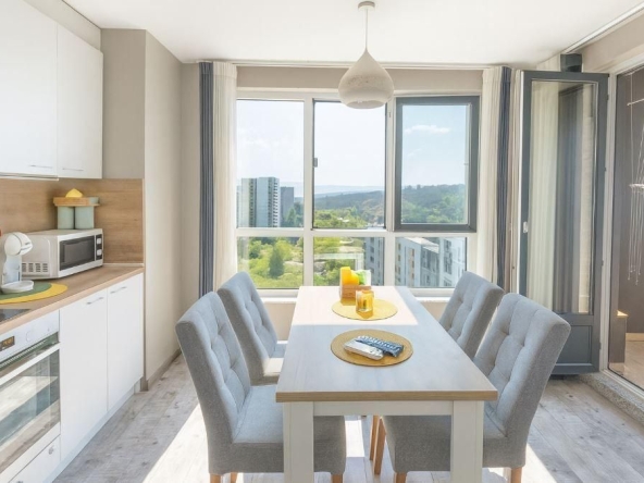 Дава се под наем Двустаен апартамент в Варна, Възраждане 1 - 70 кв.м за 698.19 € - Снимка #1