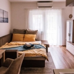 Дава се под наем Едностаен апартамент в Пловдив, Изгрев - 39 кв.м за 173.4 € - Снимка #1