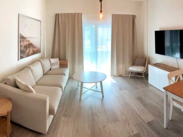 Дава се под наем Двустаен апартамент в Пловдив, Каменица 2 - 70 кв.м за 318.75 € - Снимка #1